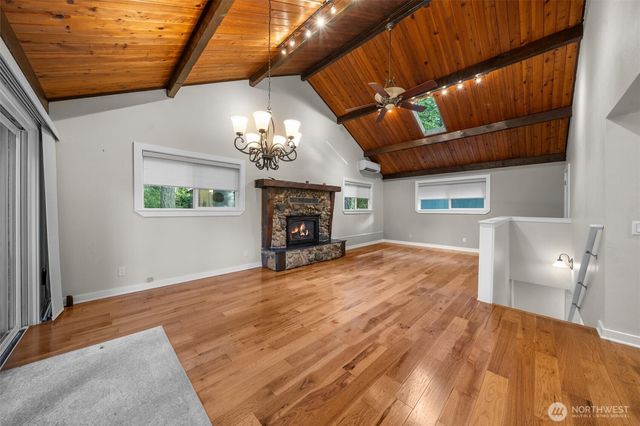 11001 Pioneer Drive, Anderson Island, WA 98303