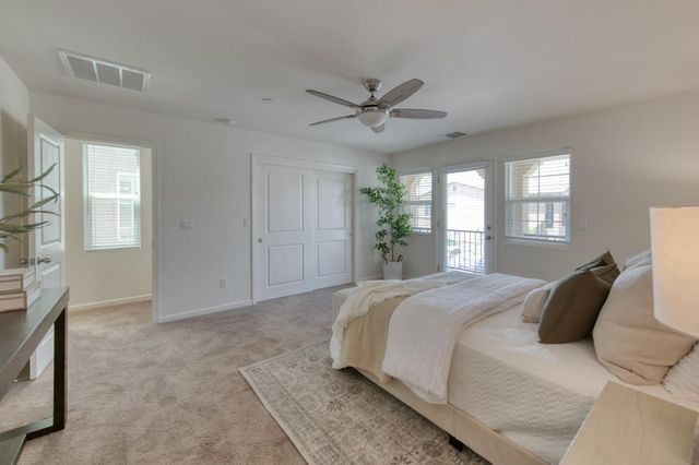 896 Lassen Lane W, Madera, CA 93636