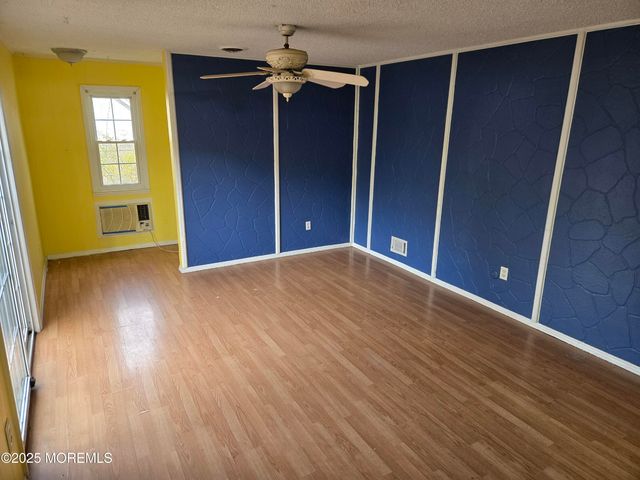 802 Miller Avenue, Jackson, NJ 08527