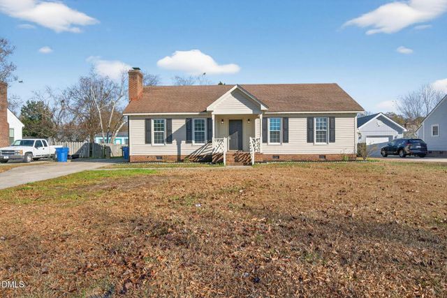 2824 Springflower Drive N, Wilson, NC 27896