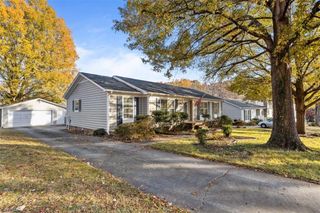 5 Sage Brush Court, Greensboro, NC 27407