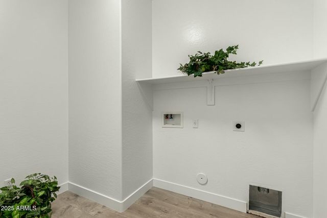 1236 E NIGHTINGALE Lane, Gilbert, AZ 85298