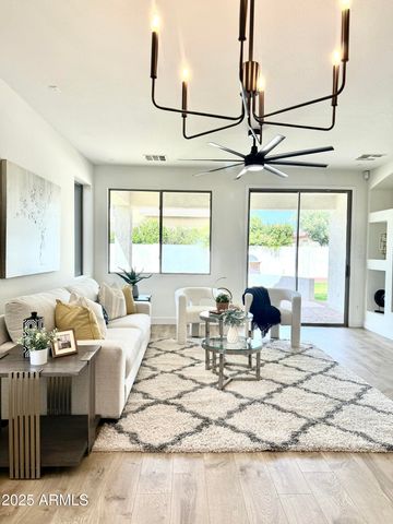 1236 E NIGHTINGALE Lane, Gilbert, AZ 85298