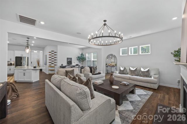 129 Glenn Drive, Mooresville, NC 28115