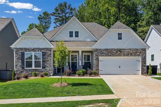 129 Glenn Drive, Mooresville, NC 28115