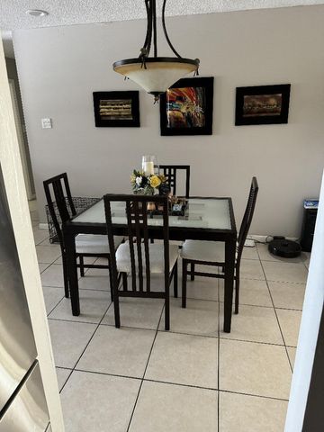 6005 NW 68th Avenue, Tamarac, FL 33321