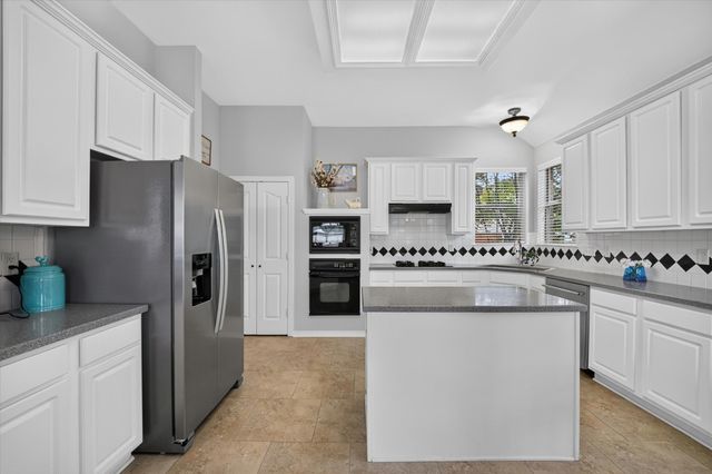 4106 Gulfview Drive, Rowlett, TX 75088