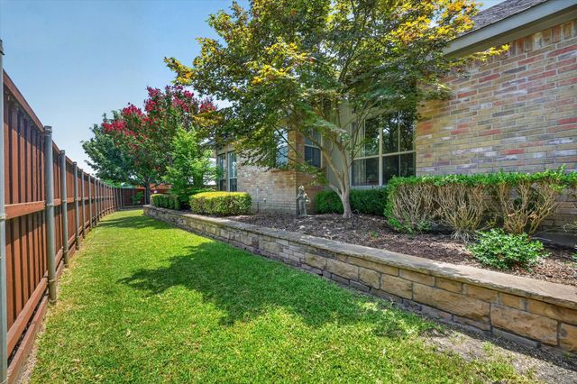 4106 Gulfview Drive, Rowlett, TX 75088
