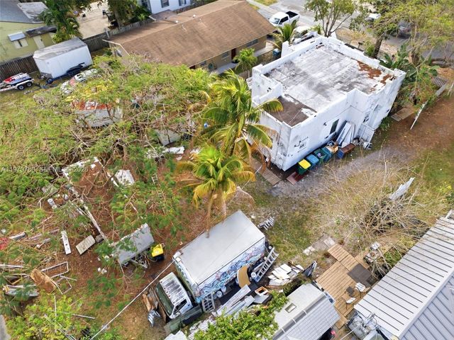 224 SW 14th St, Dania Beach, FL 33004