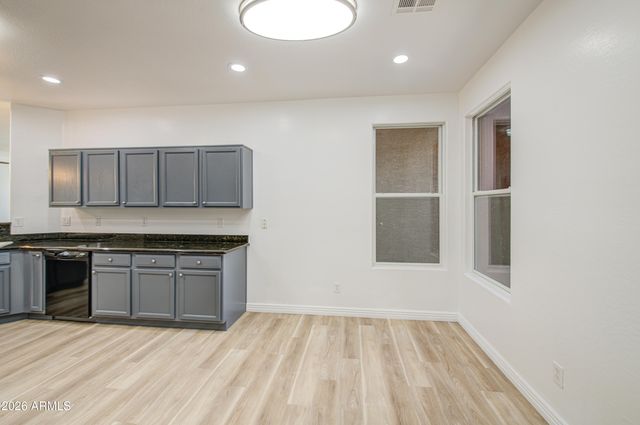 22916 W TWILIGHT Trail, Buckeye, AZ 85326