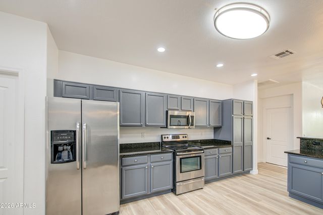 22916 W TWILIGHT Trail, Buckeye, AZ 85326