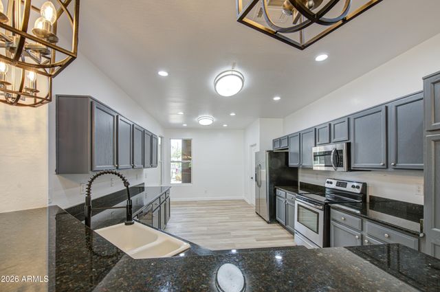 22916 W TWILIGHT Trail, Buckeye, AZ 85326