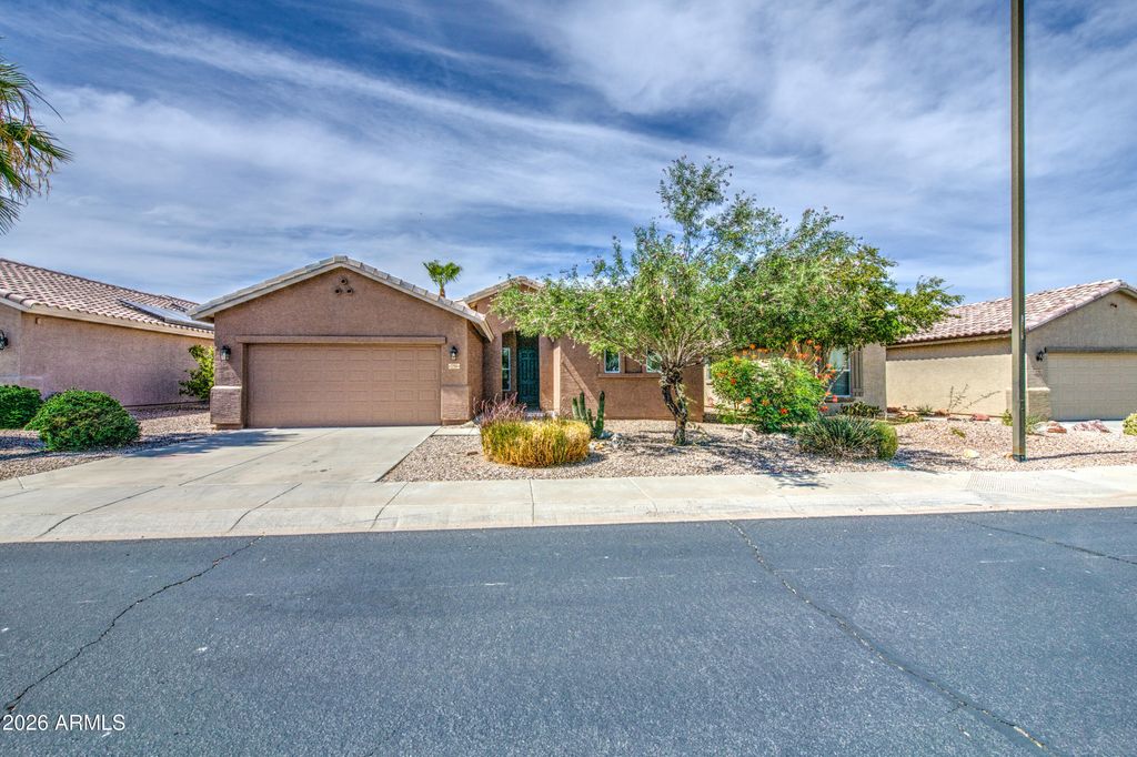 22916 W TWILIGHT Trail, Buckeye, AZ 85326 — photo 4