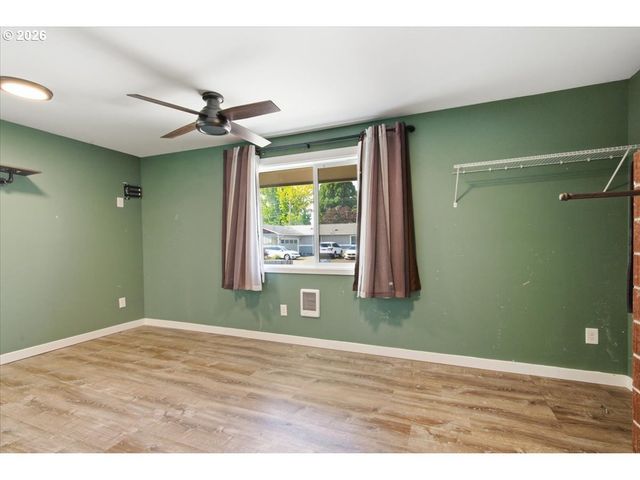 1603 POWELL St, Albany, OR 97322