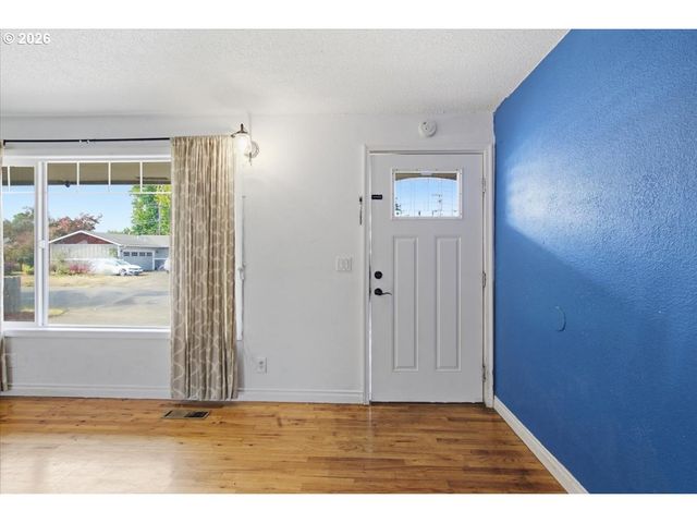 1603 POWELL St, Albany, OR 97322