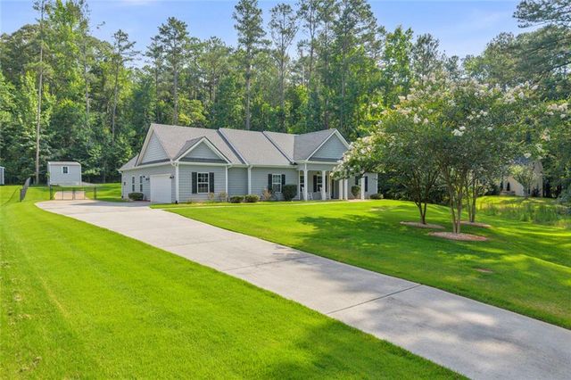145 Emerald Hills Lane, Newnan, GA 30263