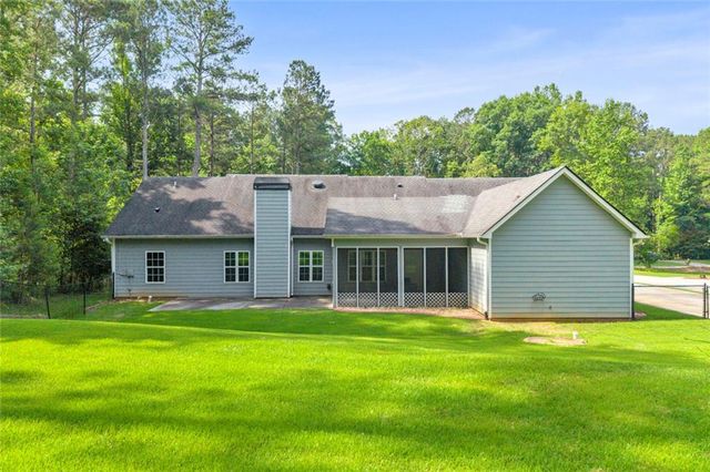 145 Emerald Hills Lane, Newnan, GA 30263