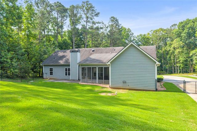 145 Emerald Hills Lane, Newnan, GA 30263
