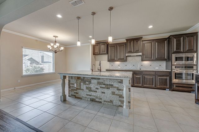 438 Brookdale Drive, Midlothian, TX 76065
