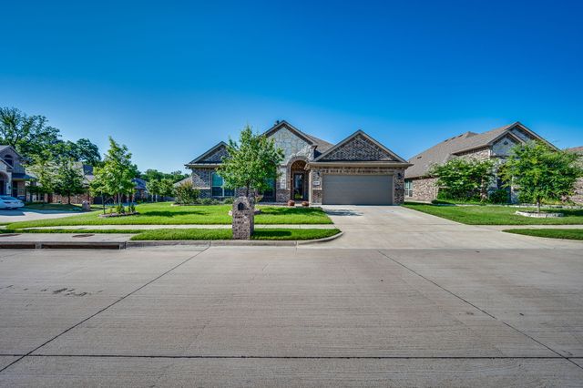 438 Brookdale Drive, Midlothian, TX 76065