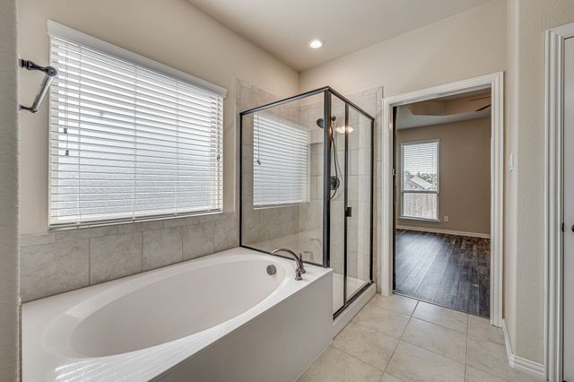 438 Brookdale Drive, Midlothian, TX 76065
