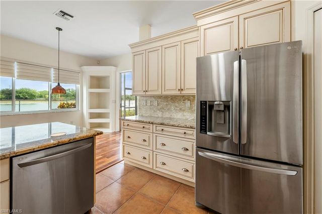 3323 Mystic River DR, Naples, FL 34120