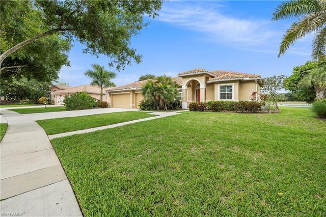 3323 Mystic River DR, Naples, FL 34120