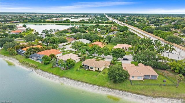 3323 Mystic River DR, Naples, FL 34120