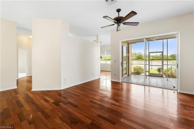 3323 Mystic River DR, Naples, FL 34120