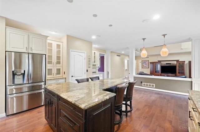 7649 Hunters Trail, West Chester, OH 45069