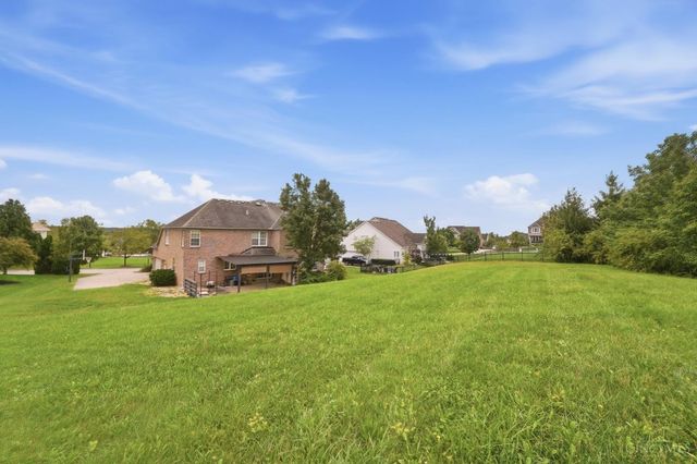 7649 Hunters Trail, West Chester, OH 45069