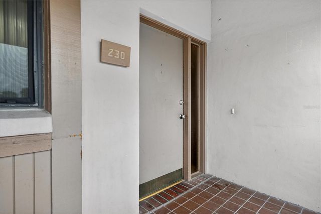 230 ORIENTA POINT STREET 230, Altamonte Springs, FL 32701