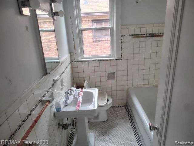 17312 Indiana Street, Detroit, MI 48221