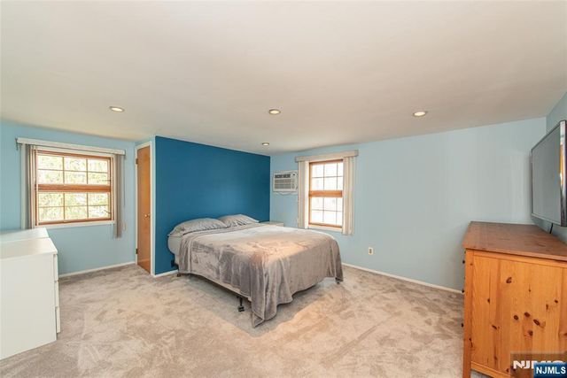 86 Deerfield Road, West Caldwell, NJ 07006