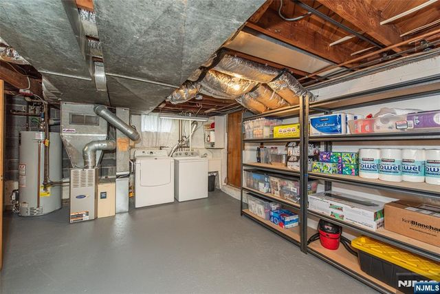 86 Deerfield Road, West Caldwell, NJ 07006