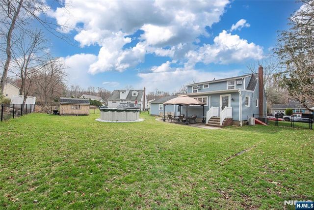 86 Deerfield Road, West Caldwell, NJ 07006