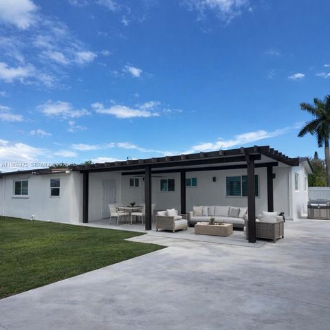 9441 Caribbean Blvd, Cutler Bay, FL 33189