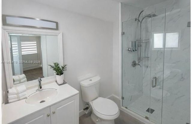 9441 Caribbean Blvd, Cutler Bay, FL 33189