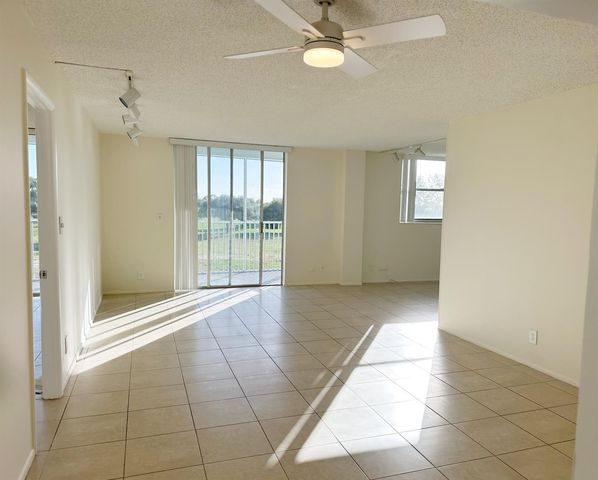 5301 NW 2nd Avenue 401, Boca Raton, FL 33487