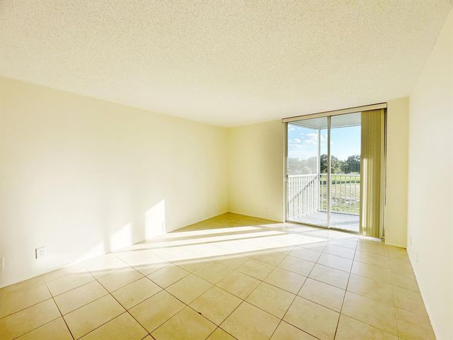 5301 NW 2nd Avenue 401, Boca Raton, FL 33487