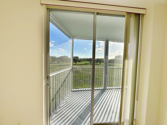 5301 NW 2nd Avenue 401, Boca Raton, FL 33487