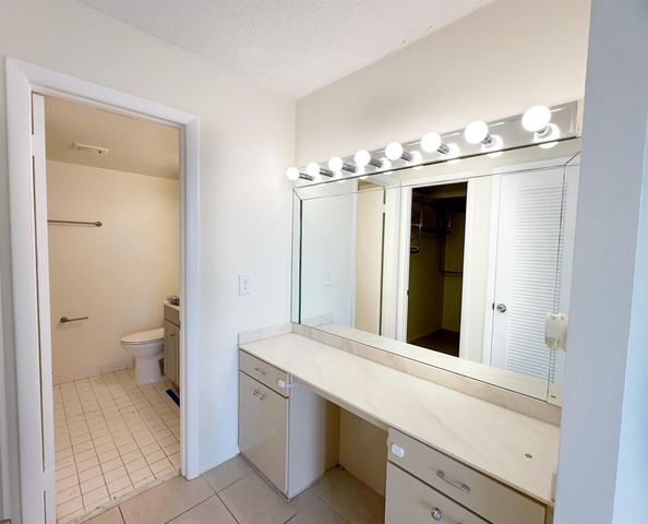 5301 NW 2nd Avenue 401, Boca Raton, FL 33487