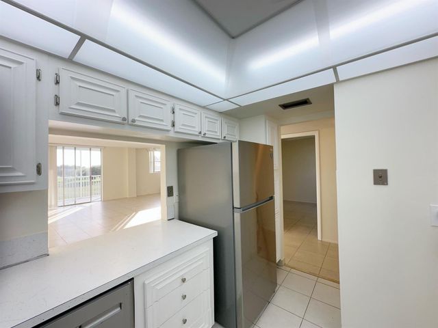 5301 NW 2nd Avenue 401, Boca Raton, FL 33487