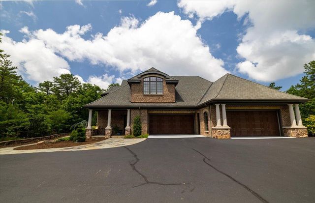 4255 Fortress DR, Blacksburg, VA 24060