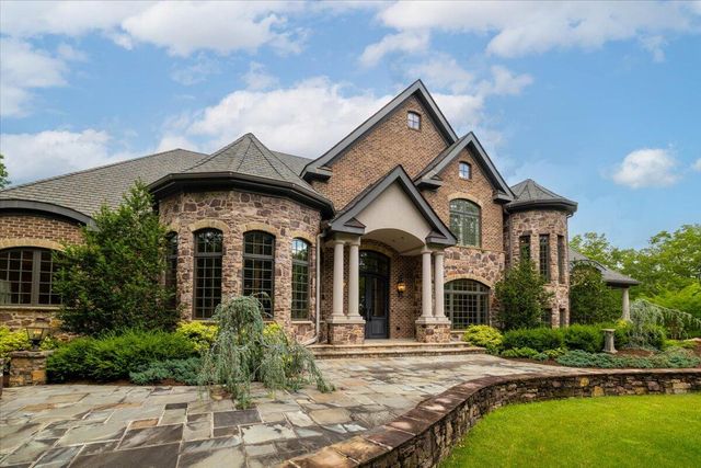 4255 Fortress DR, Blacksburg, VA 24060