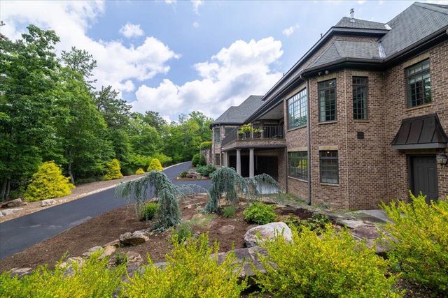 4255 Fortress DR, Blacksburg, VA 24060