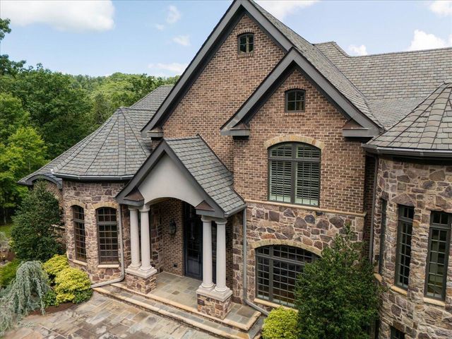 4255 Fortress DR, Blacksburg, VA 24060