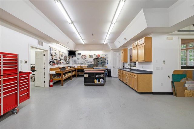 4255 Fortress DR, Blacksburg, VA 24060