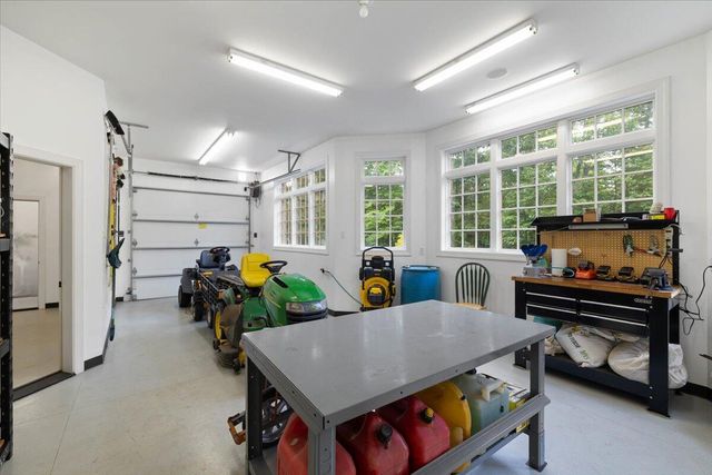 4255 Fortress DR, Blacksburg, VA 24060