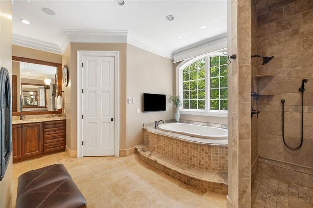 4255 Fortress DR, Blacksburg, VA 24060